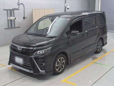 2020 Toyota Voxy