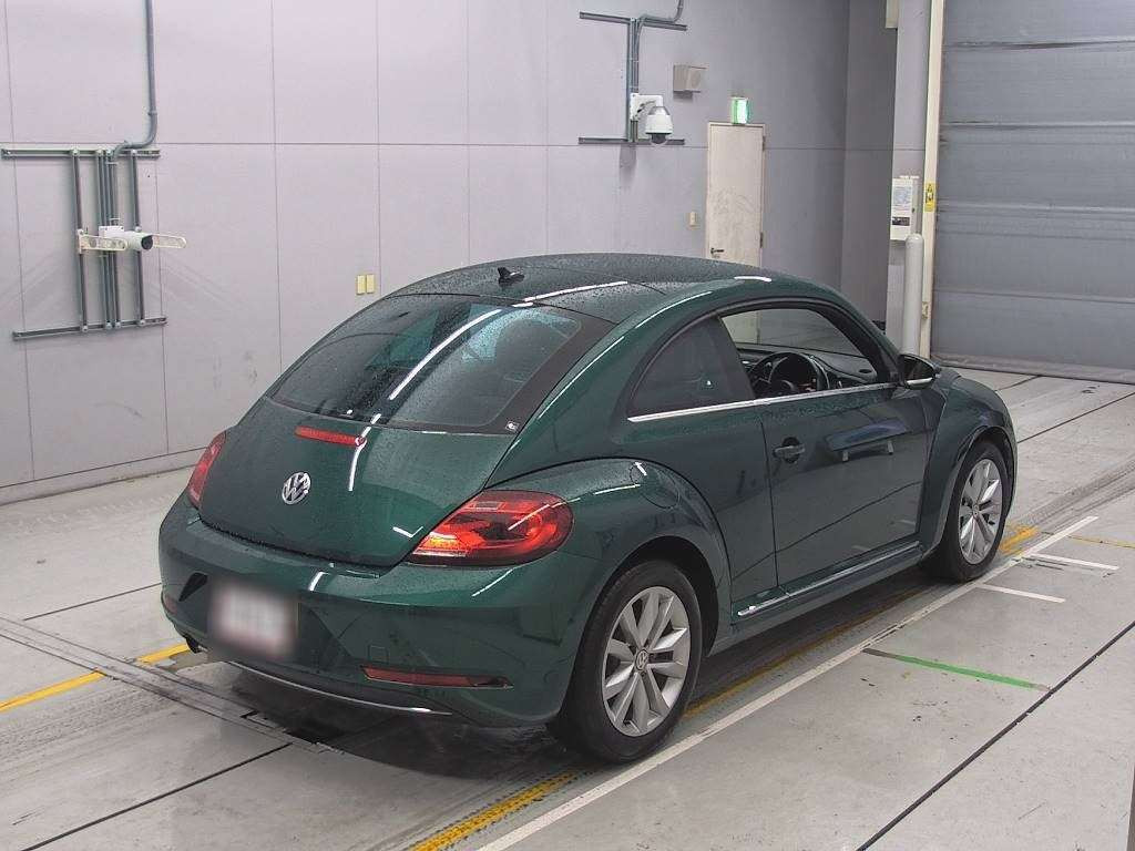 2018 Volkswagen Beetle 16CBZ[1]