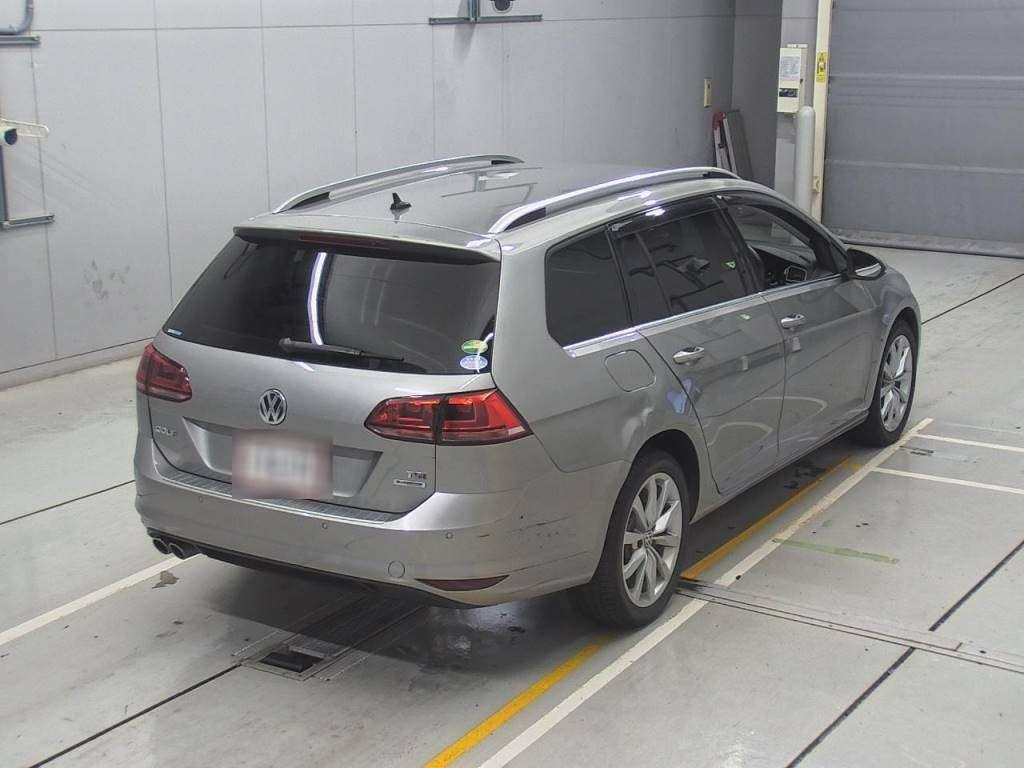 2013 Volkswagen Golf Variant AUCHP[1]