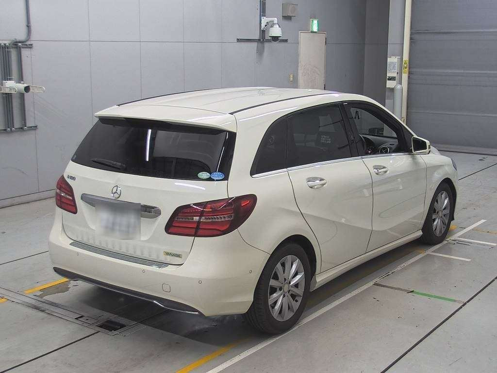 2016 Mercedes Benz B-Class 246242[1]