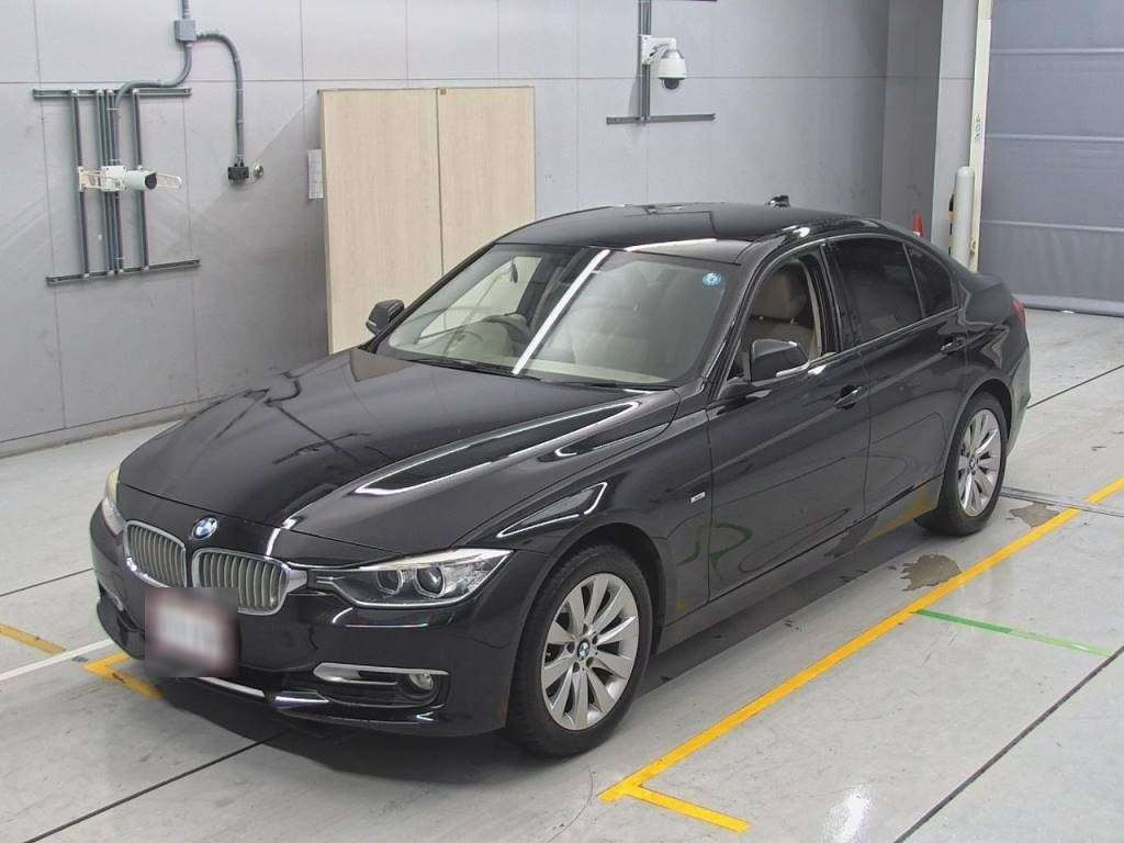 2013 BMW 3 Series 3D20[0]