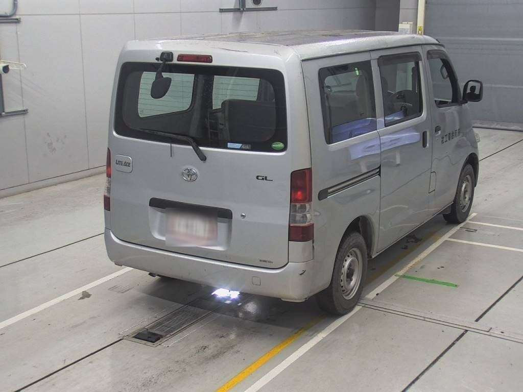 2013 Toyota Liteace Van S402M[1]