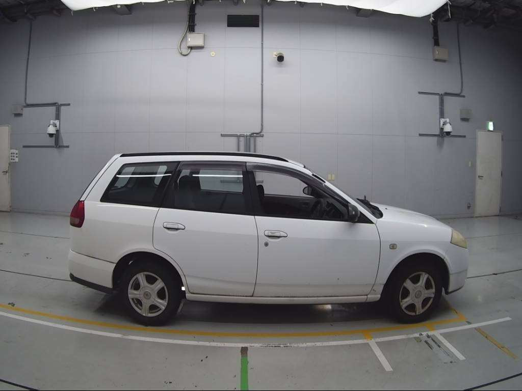 2002 Nissan Wingroad WFY11[2]