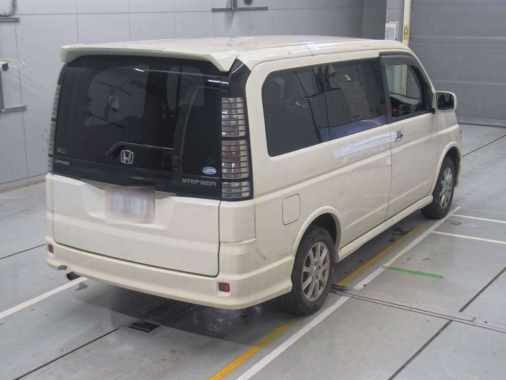 2003 Honda Step WGN RF6[1]