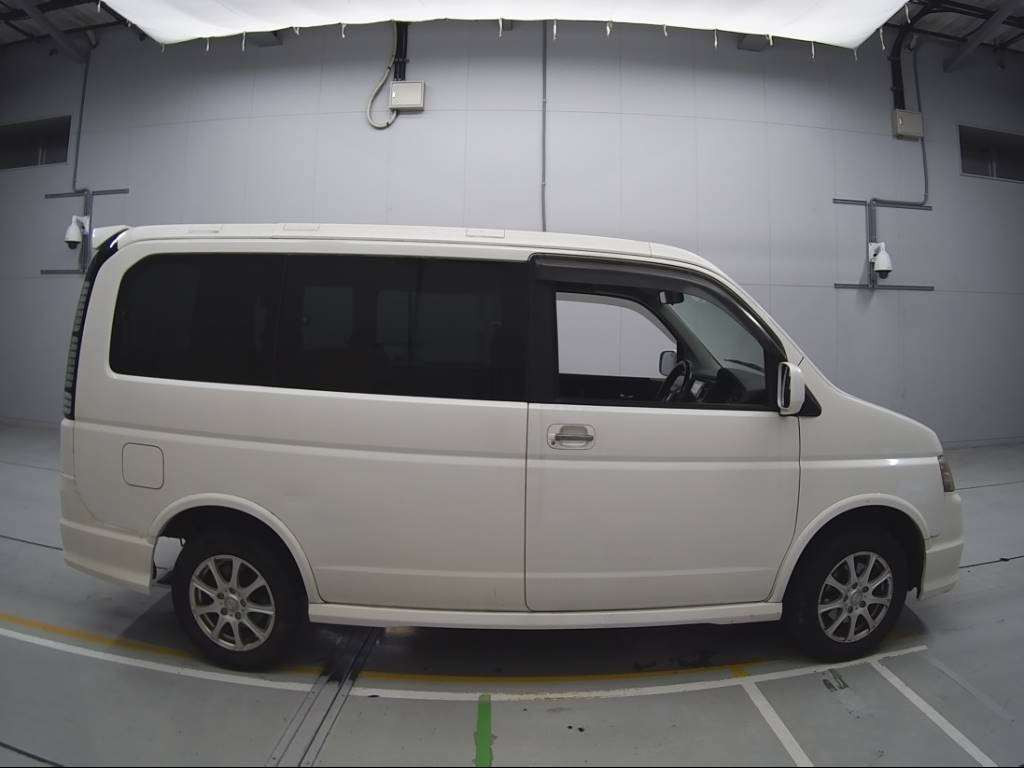 2003 Honda Step WGN RF6[2]