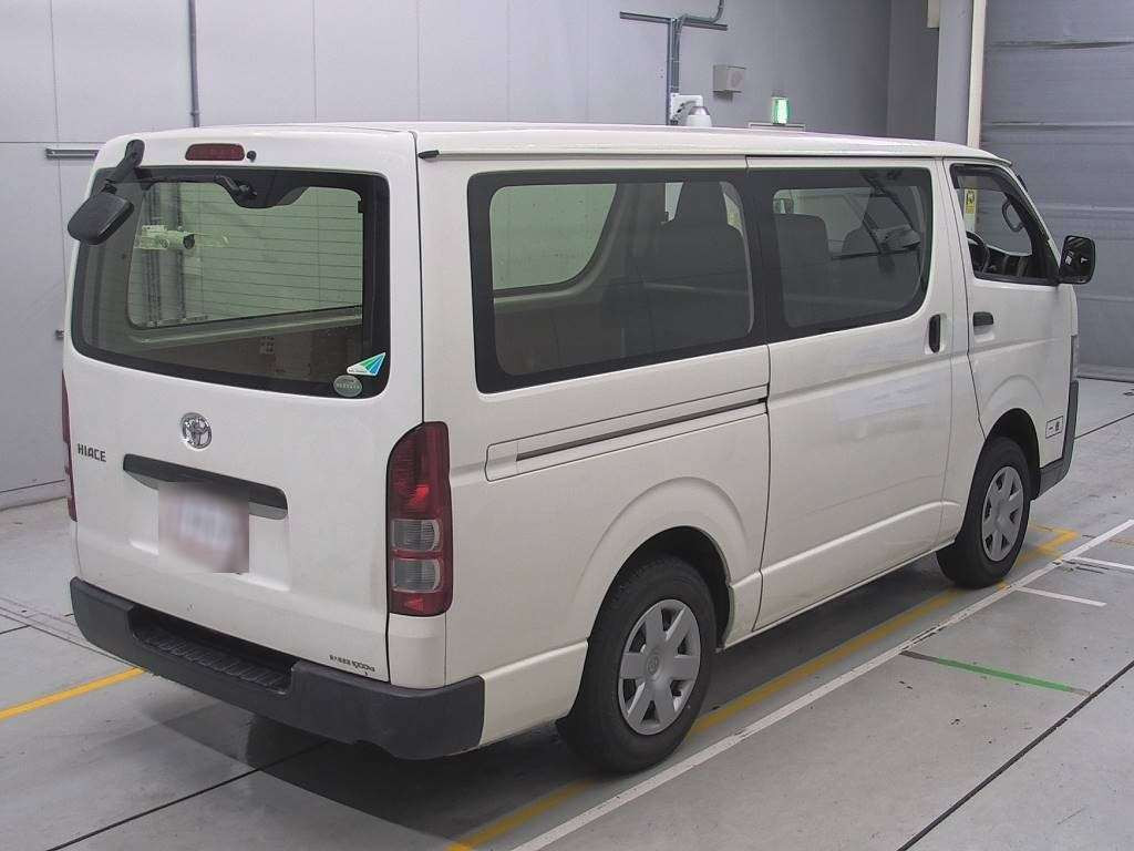 2017 Toyota Hiace Van KDH206V[1]