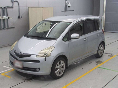 2005 Toyota Ractis