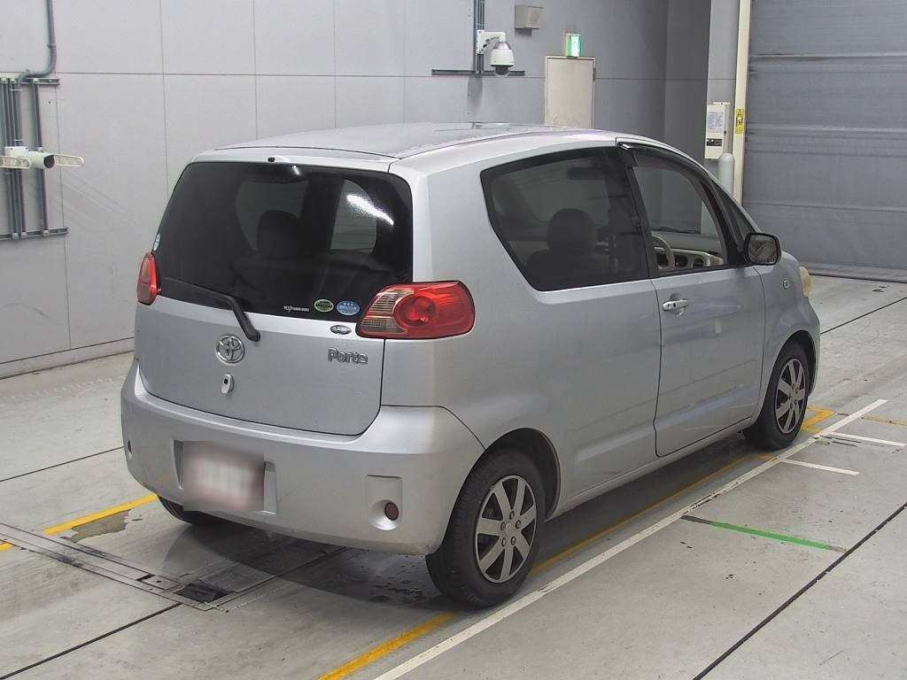 2006 Toyota Porte NNP11[1]