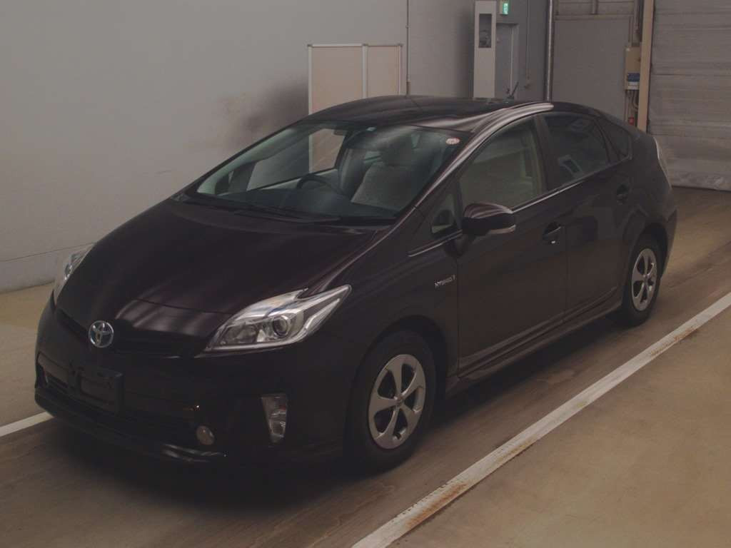 2013 Toyota Prius ZVW30[0]