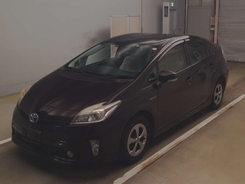 2013 Toyota Prius ZVW30[0]