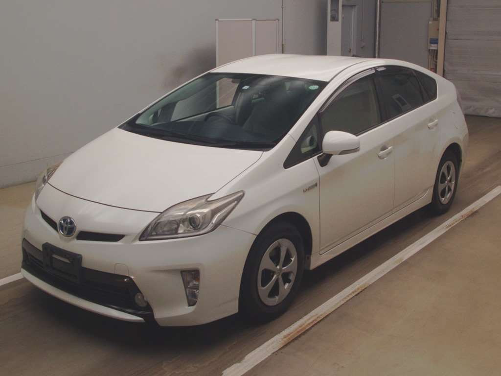 2014 Toyota Prius ZVW30[0]