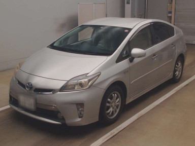 2012 Toyota Prius PHV