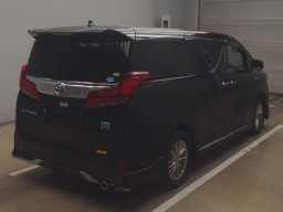 2018 Toyota Alphard Hybrid