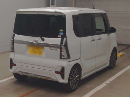 2020 Daihatsu Tanto Custom