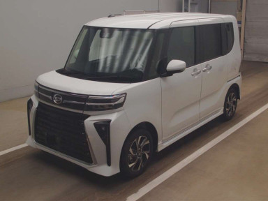 2023 Daihatsu Tanto Custom