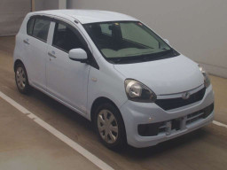 2016 Daihatsu Mira es