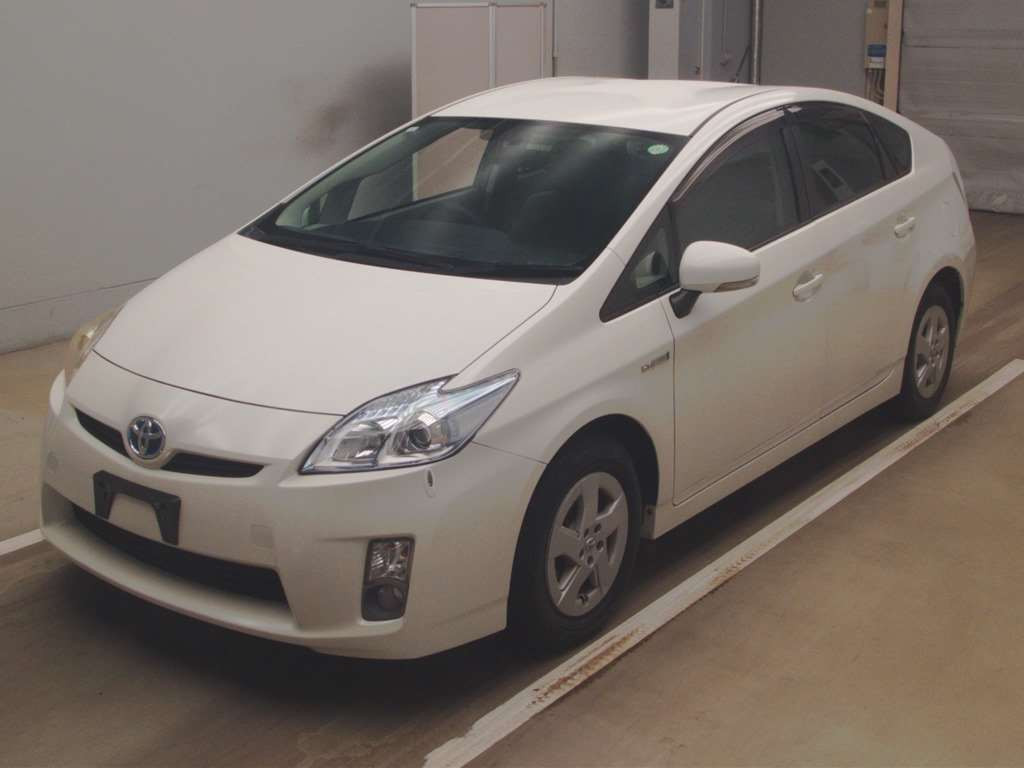 2010 Toyota Prius ZVW30[0]