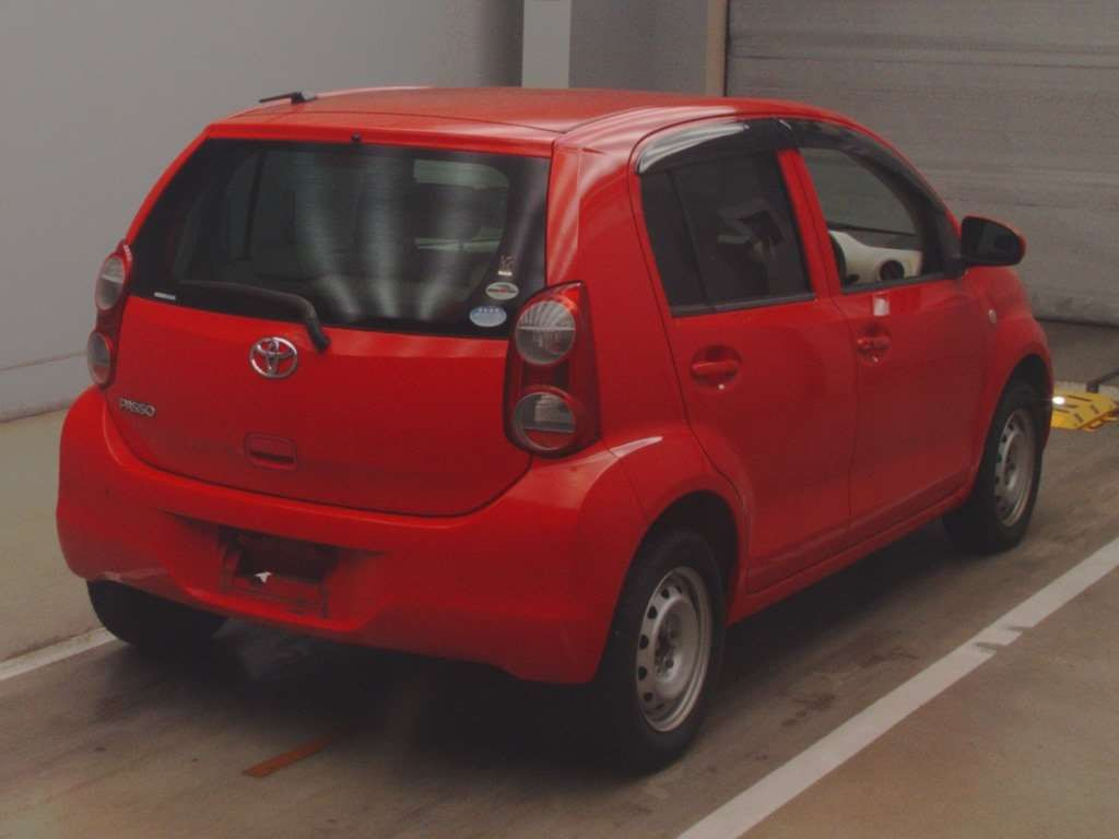 2011 Toyota Passo KGC30[1]