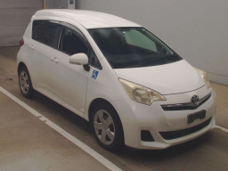 2011 Toyota Ractis