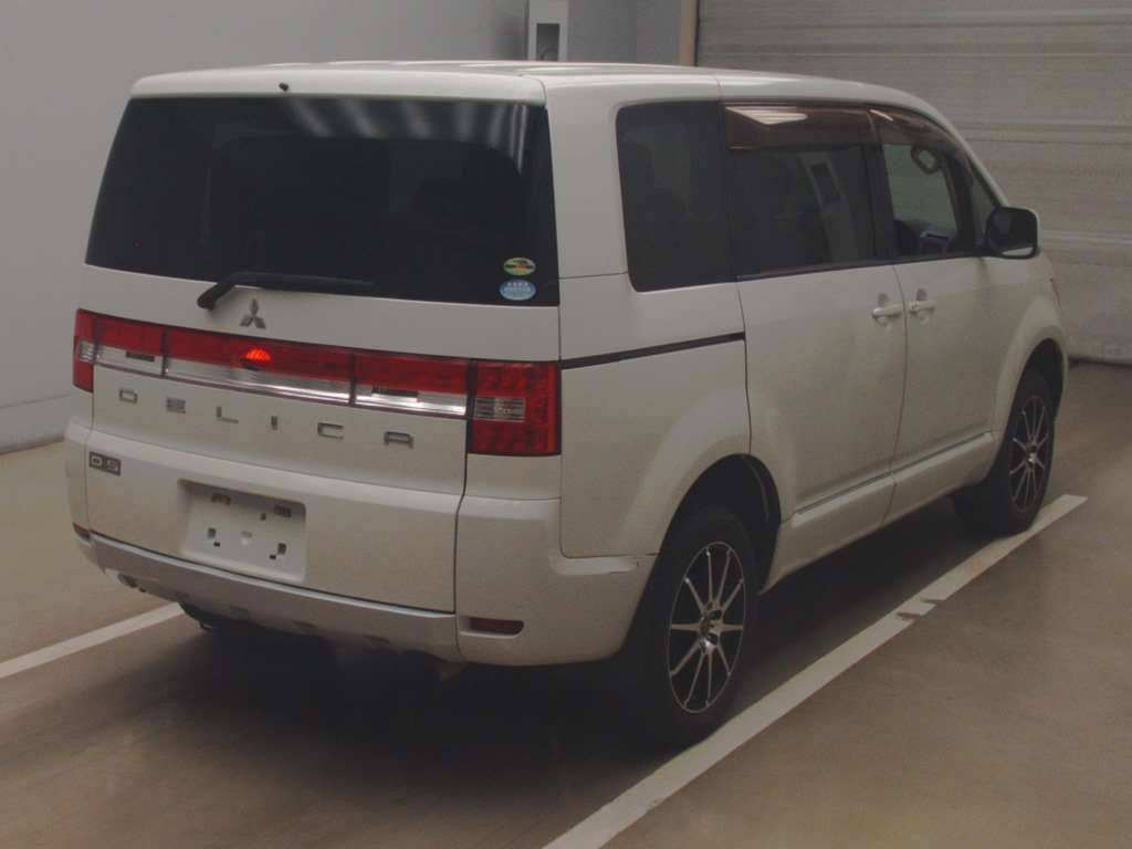 2007 Mitsubishi Delica D5 CV5W[1]