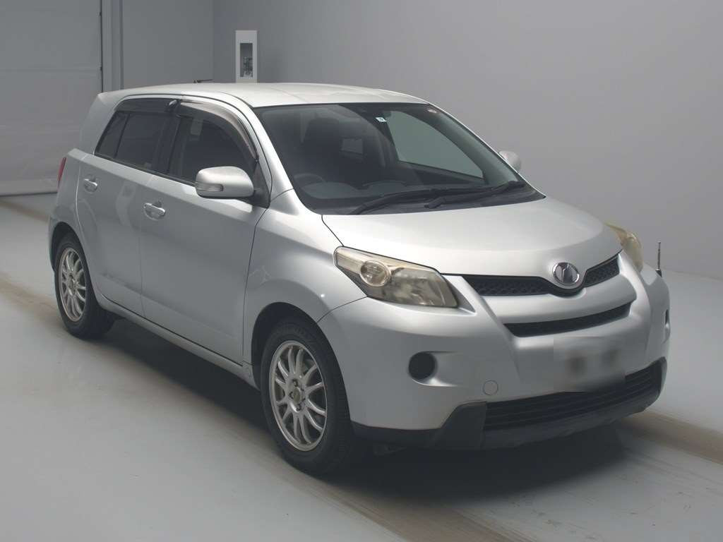 2009 Toyota IST NCP110[2]