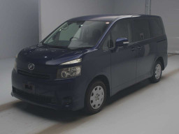 2010 Toyota Voxy