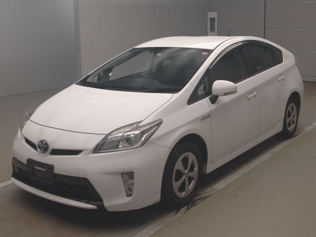 2015 Toyota Prius ZVW30[0]