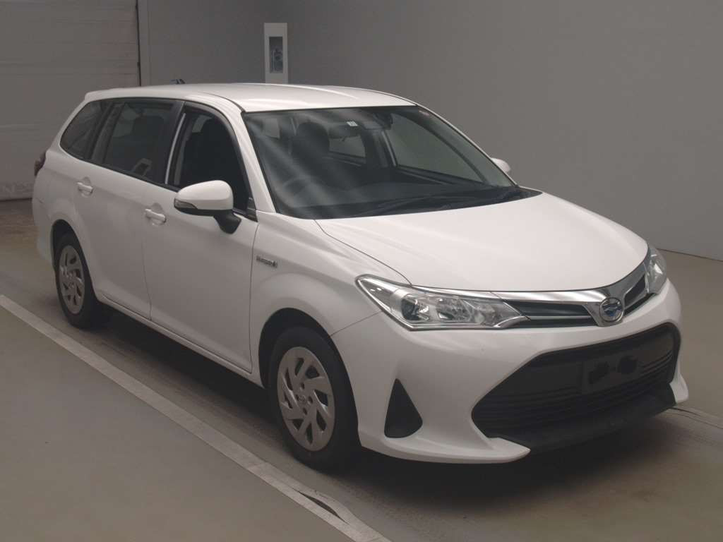 2019 Toyota Corolla Fielder NKE165G[2]