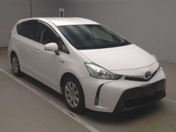 2017 Toyota Prius alpha