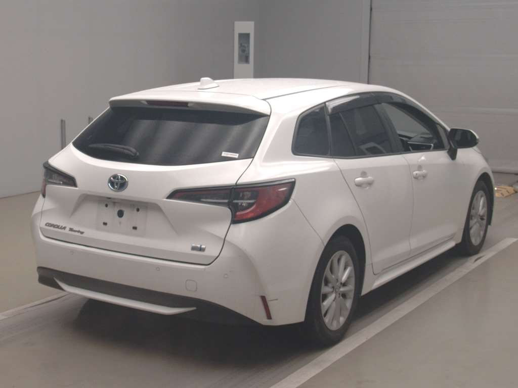 2021 Toyota Corolla Touring Wagon ZWE211W[1]