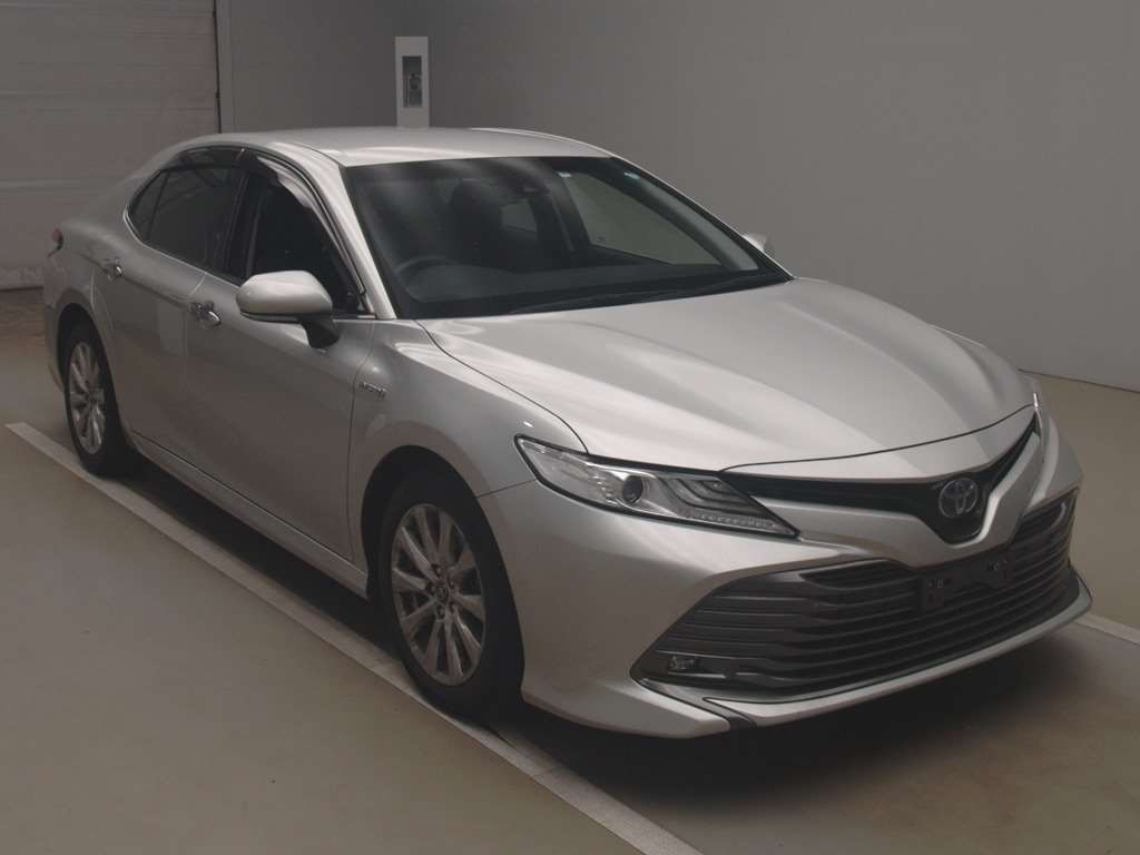 2017 Toyota Camry AXVH70[2]