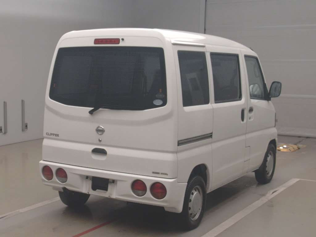 2011 Nissan Clipper Van U71V[1]