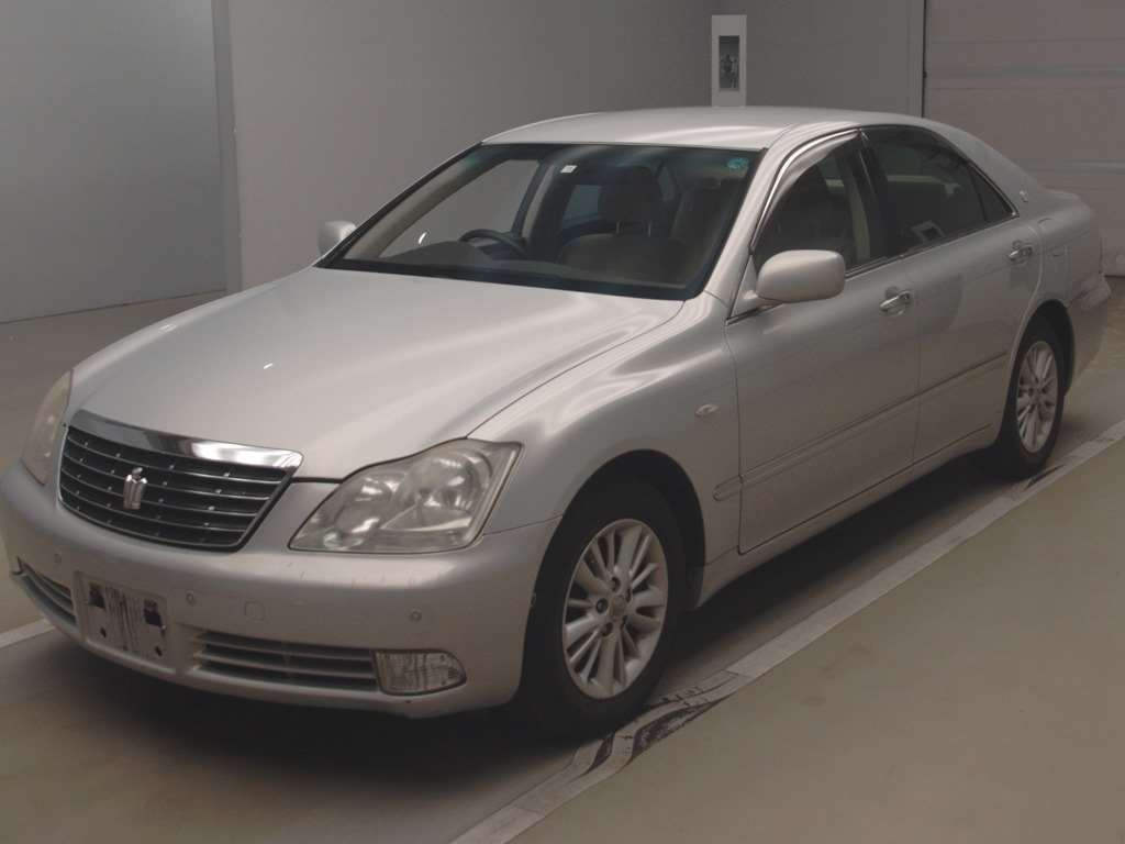 2004 Toyota Crown GRS180[0]