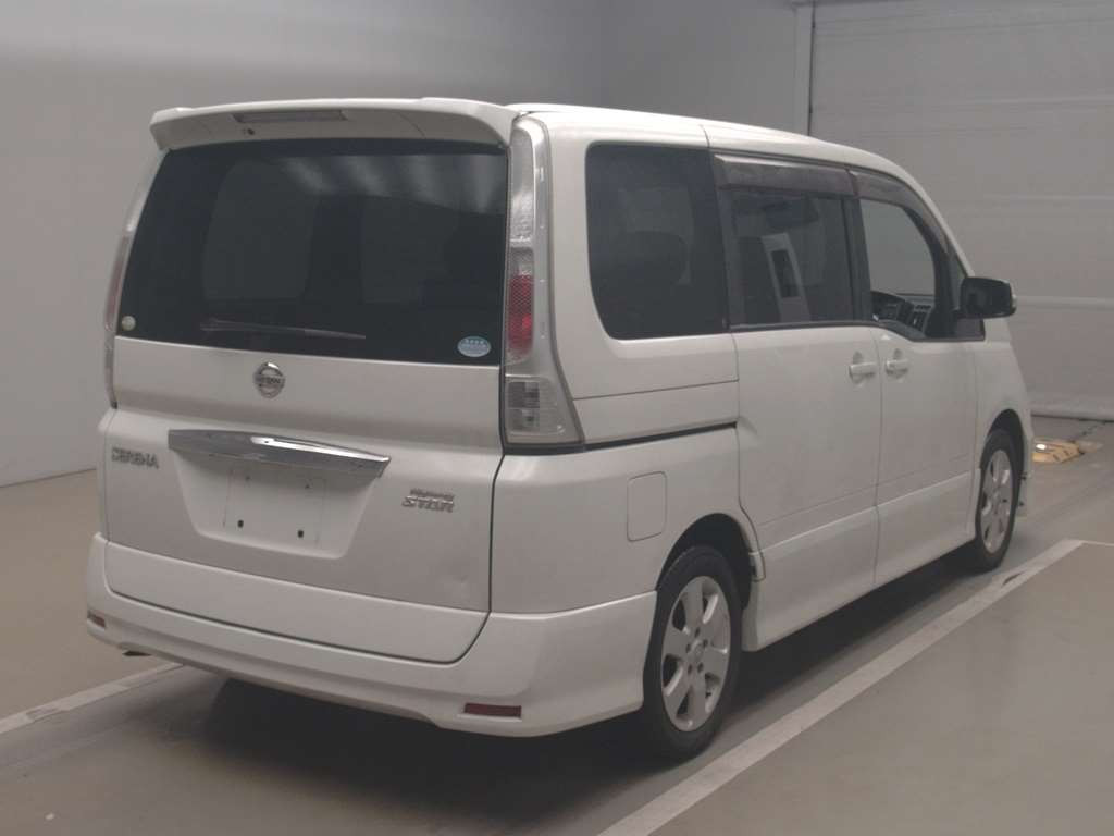 2010 Nissan Serena CC25[1]