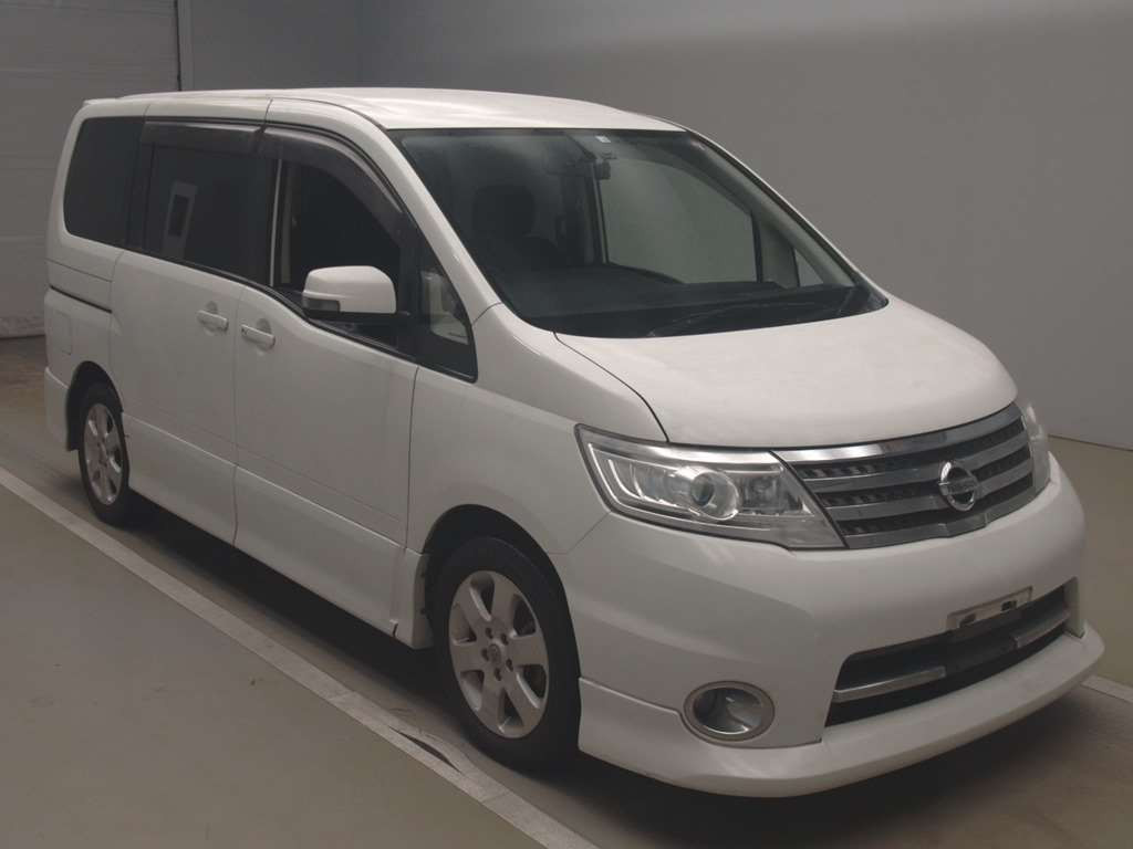 2010 Nissan Serena CC25[2]