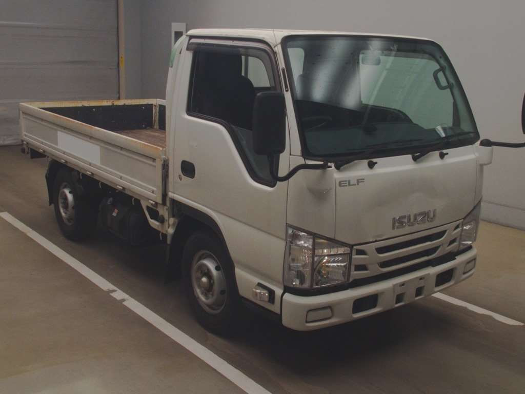 2018 Isuzu Elf Truck NHR85A[2]