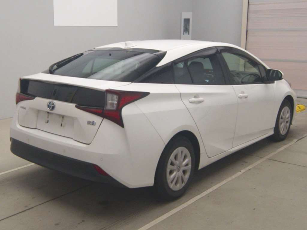 2021 Toyota Prius ZVW51[1]