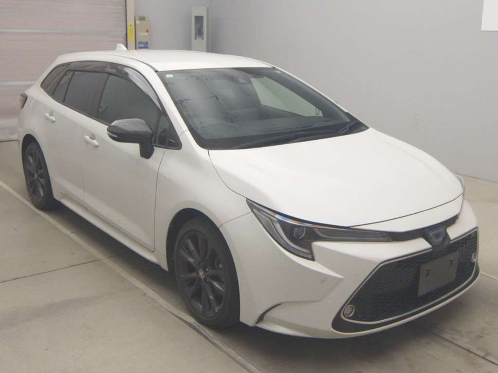 2021 Toyota Corolla Touring Wagon ZWE211W[2]