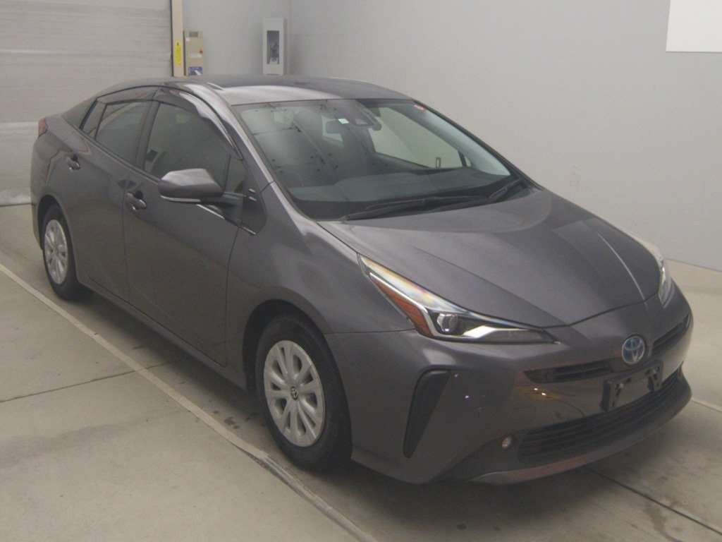 2021 Toyota Prius ZVW51[2]