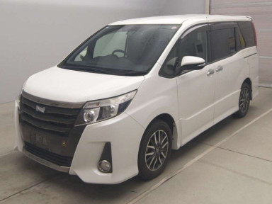 2016 Toyota Noah