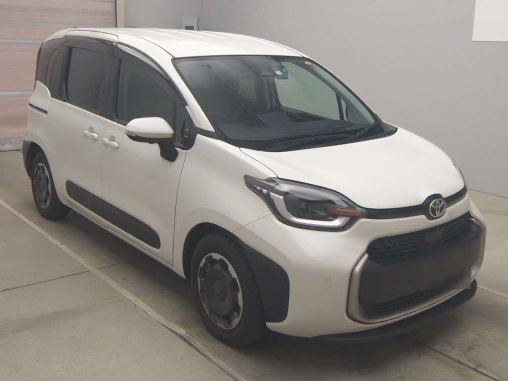 2022 Toyota Sienta MXPL10G[2]