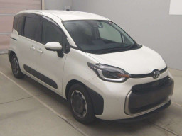 2022 Toyota Sienta