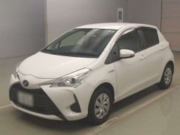 2020 Toyota Vitz