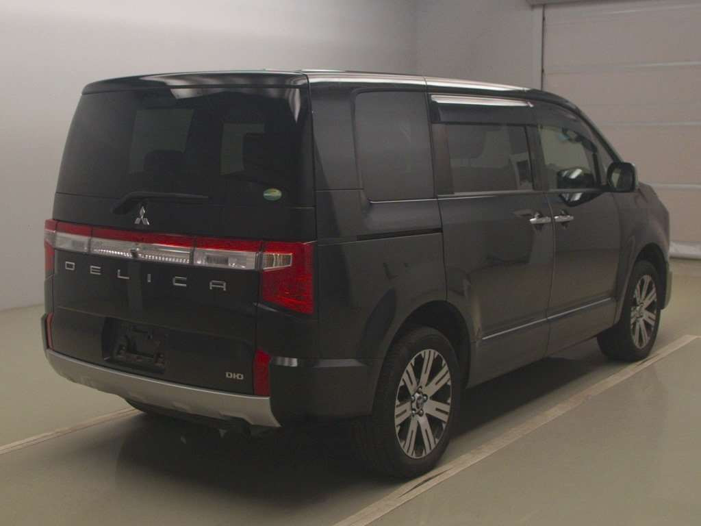 2020 Mitsubishi Delica D5 CV1W[1]