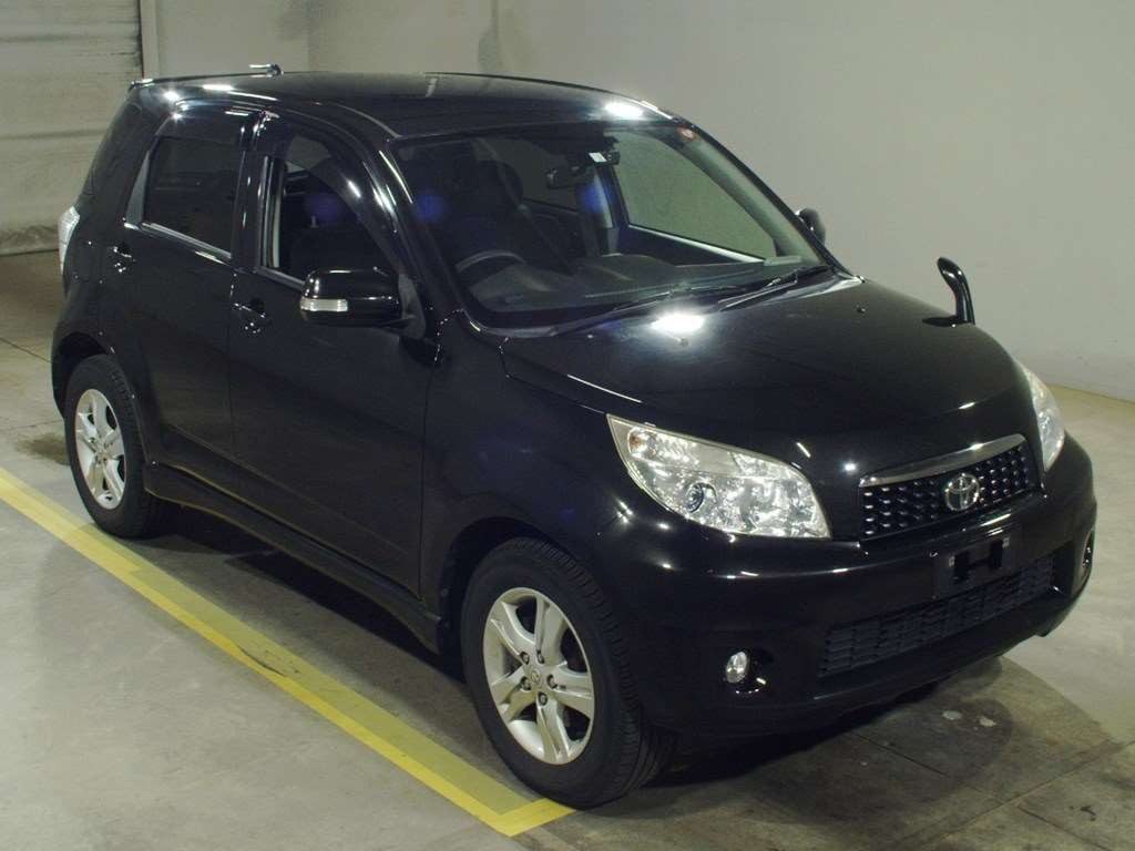 2014 Toyota Rush J210E[2]