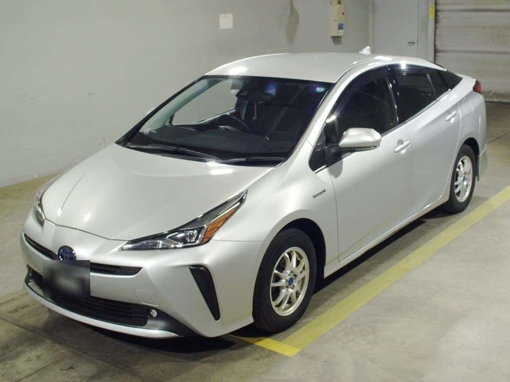 2019 Toyota Prius ZVW55[0]