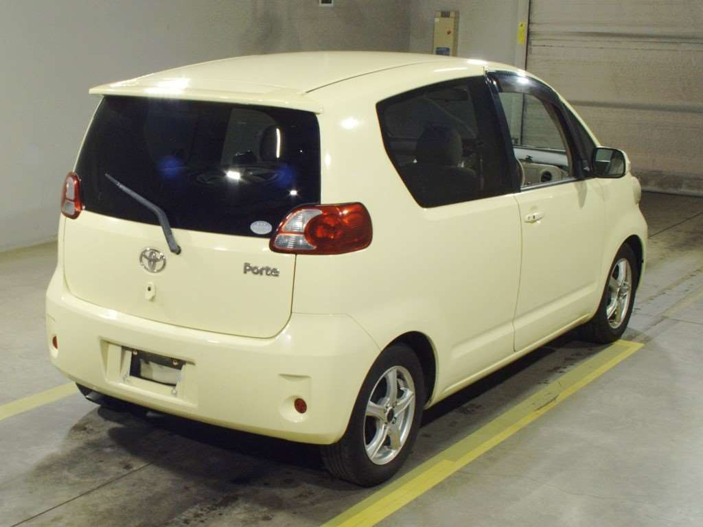 2008 Toyota Porte NNP15[1]