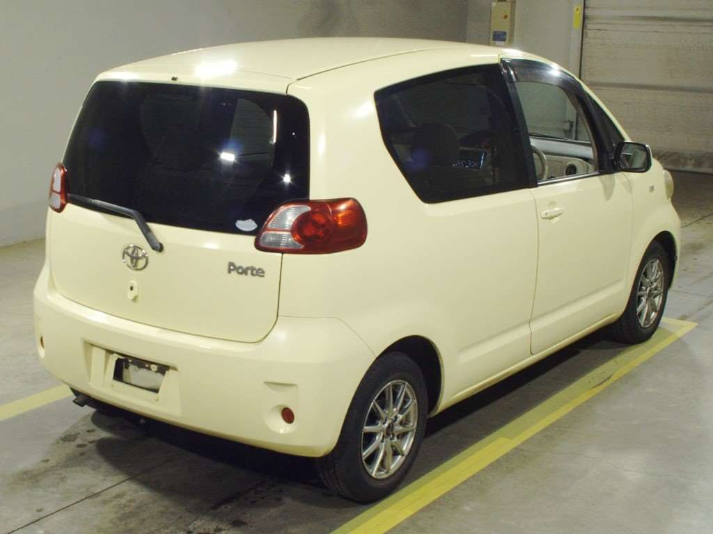 2008 Toyota Porte NNP15[1]