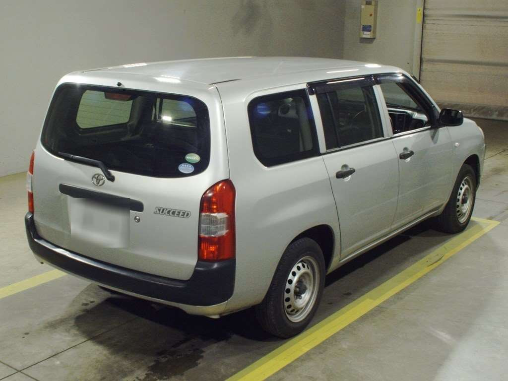 2014 Toyota Succeed NCP165V[1]