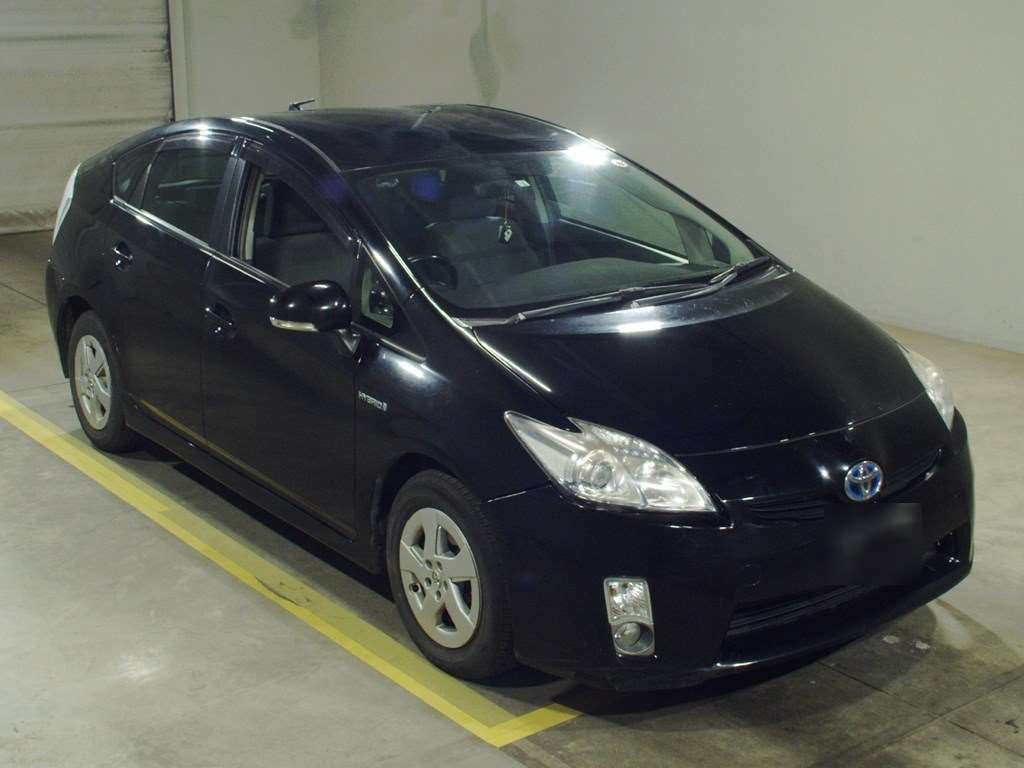 2010 Toyota Prius ZVW30[2]